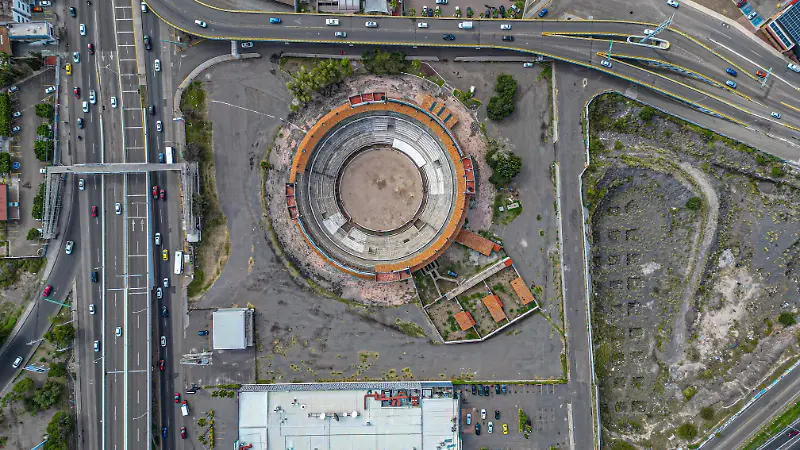 Cenital, Plaza de Toros_La Mirada, Gerardo Tavarez